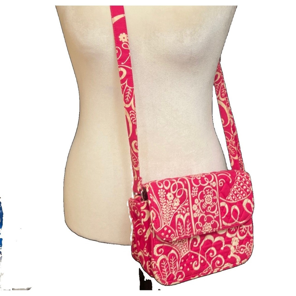 Vera Bradley Quilted Twirly Bird Pink Crossbody Bag Cottage Whimsical Adjustable